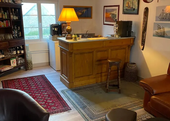 Отель Du Cap - La Hague 2*